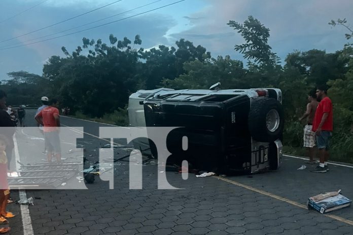 Foto: Aparatoso accidente en Rivas / TN8