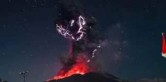 Foto: Erupción de volcán en Indonesia