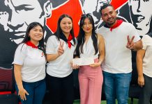 Juventud Sandinista y UNEN entregan becas universitarias en todo el país
