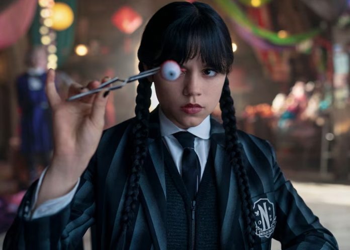 Foto: Merlina regresa más oscura que nunca /cortesía Foto: Merlina regresa más oscura que nunca /cortesía