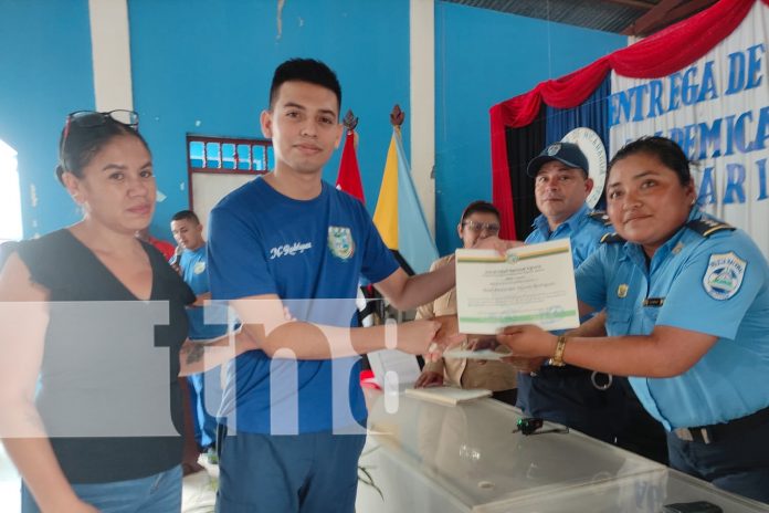 Foto: Granada premia a excelencia academia a privados de libertad/TN8 Foto: Granada premia a excelencia academia a privados de libertad/TN8