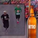 Chanclas, cerveza y a correr: corrió 8 km y ganó medalla en Brasil