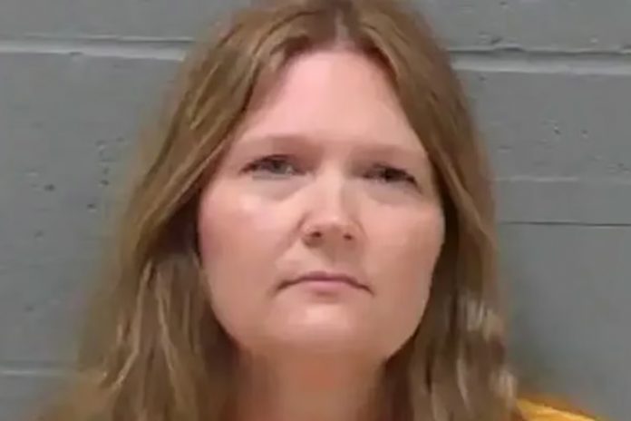 Foto: Exmaestra se declara culpable de abusar de su alumna /Cortesía Foto: Exmaestra se declara culpable de abusar de su alumna /Cortesía