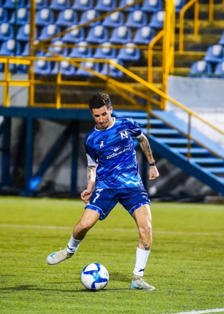 Foto: Tiktokers de Nicaragua listos para su partido de fútbol