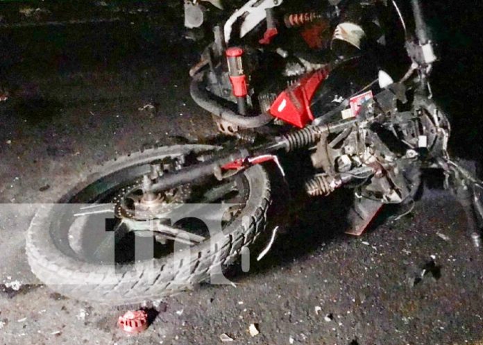 Foto: Mortal choque con bus en Boaco / TN8 Foto: Mortal choque con bus en Boaco / TN8