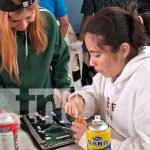 ¡Gratis! Mantenimiento de computadoras desde el Centro Tecnológico en Diriamba, Carazo Foto: Limpieza de equipos de cómputo desde el Centro Tecnológico de Diriamba, Carazo / TN8