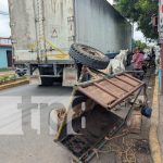 Furgón impacta contra carretón, enviando al hospital a su dueño en Granada Foto: Accidente con furgón en Granada / TN8