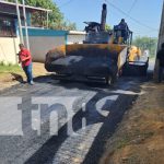 Familias de La Zacatera estrenan nuevas calles gracias al programa “Calles para el Pueblo” Foto: Reparación de calles en La Zacatera, Distrito III de Managua / TN8