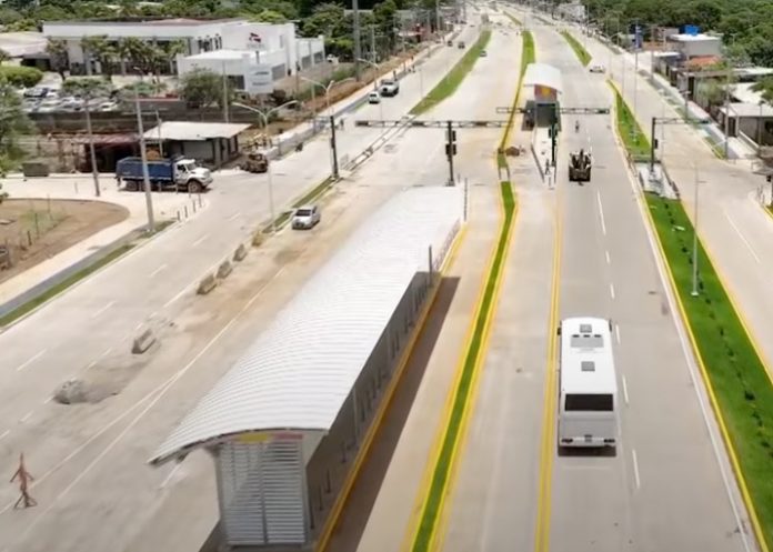 Foto: Modernidad con las paradas de buses para los BRT en Managua / TN8 Foto: Modernidad con las paradas de buses para los BRT en Managua / TN8