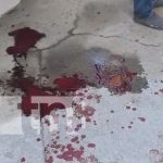 Sangre en la acera: feroz pelea deja herido a un joven en Estelí Foto: Atacan a joven con cuchillo en un barrio de Estelí / TN8