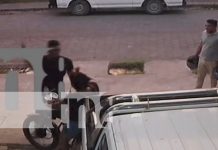 ¡Quedó en VIDEO! Brutal ataque de «El Chibuin» a un hombre y una mujer en Tipitapa Foto: Horrendo crimen en Tipitapa por El Chibuin / TN8