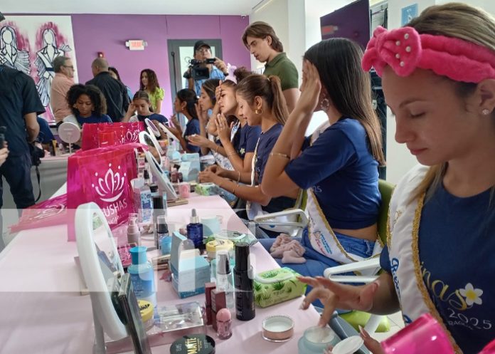 Foto: Taller de automaquillaje con Reinas Nicaragua / TN8 Foto: Taller de automaquillaje con Reinas Nicaragua / TN8