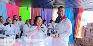 Foto: Modernos microscopios para centros del MINSA en Nicaragua / TN8