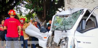 Foto: Conductor de camión herido tras grave accidente en Rivas / TN8