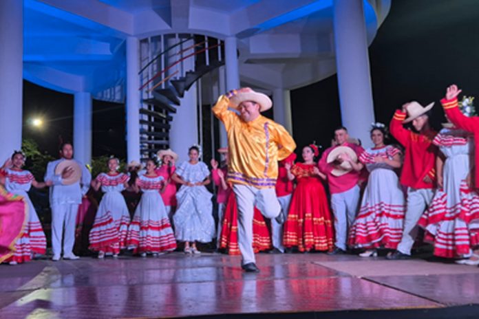 1 Foto: San Marcos celebra con gala cultural la identidad nacional/Cortesía