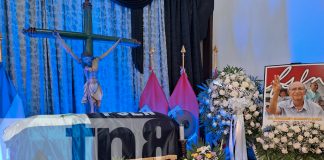 Foto: León rinde homenaje póstumo al doctor Benjamín Barreto Baca/TN8