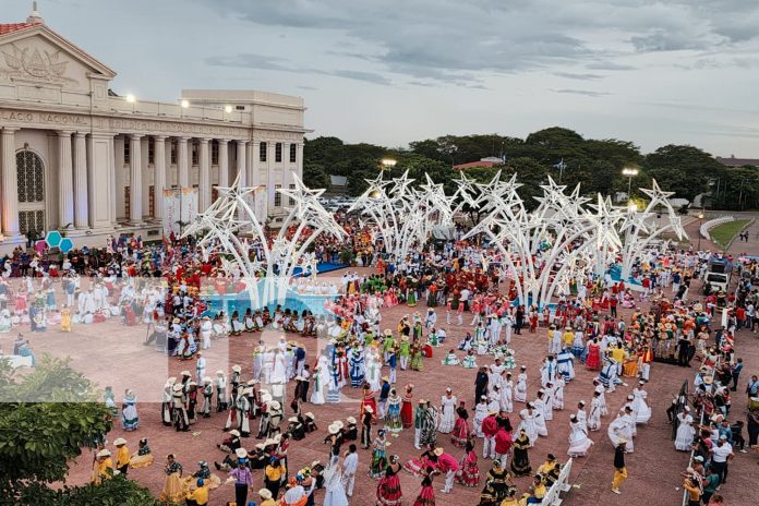Fotos: Huipil resuena en todo el país con música y zapateados/TN8 Fotos: Huipil resuena en todo el país con música y zapateados/TN8