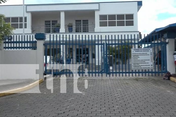 Foto: Accidente en Granada deja a 2 maestras fallecidas/TN8 Foto: Accidente en Granada deja a 2 maestras fallecidas/TN8