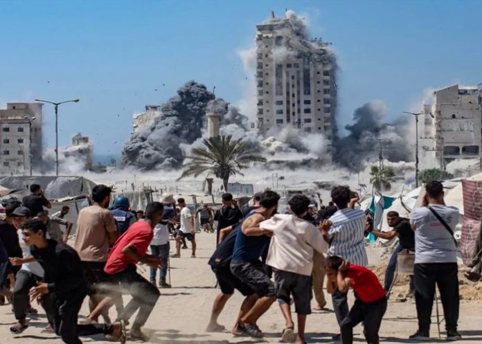 Foto: Miles huyen de Gaza tras amenazas de Israel /cortesía