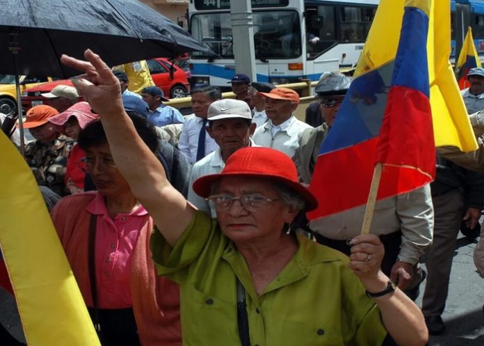 Foto: Protesta de jubilados en Ecuador /cortesía Foto: Protesta de jubilados en Ecuador /cortesía