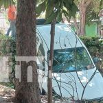 Por “abre boca” termina con la camioneta en una zanja, en un barrio de Granada Foto: Granada: camioneta termina contra en un zanjón/TN8
