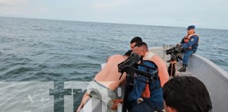 Foto: Lancha artesanal se vuelca y pescadores sobreviven en Corinto /TN8