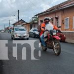 Jinotepe estrena 32 calles recarpeteadas para el bienestar de sus familias Foto: pobladores celebran recarpeteo de calles en Jinotepe/TN8
