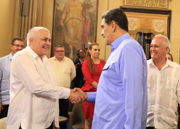 Foto: Cuba reitera su respaldo firme a la Revolución Bolivariana en visita oficial a Caracas / Cortesía