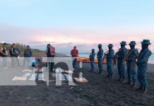 Foto: Fuerza Naval intercepta lancha con 102 paquetes de droga en Salinas Grandes, León/TN8