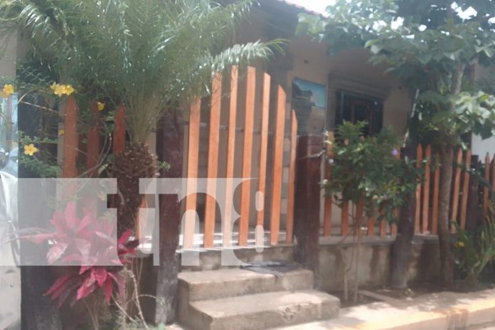 Foto: Multas de hasta dos salarios mínimos por obstruir aceras en Diriá/TN8 Foto: Multas de hasta dos salarios mínimos por obstruir aceras en Diriá/TN8