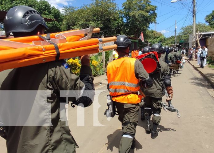 Foto: Simulacro Nacional en Barrio Grenada /TN8 Foto: Simulacro Nacional en Barrio Grenada /TN8