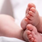 Desgarrador: bebé recién nacida es enterrada viva en India Foto: Rescatan a recién nacida enterrada con vida en India /Cortesía