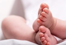 Foto: Rescatan a recién nacida enterrada con vida en India /Cortesía