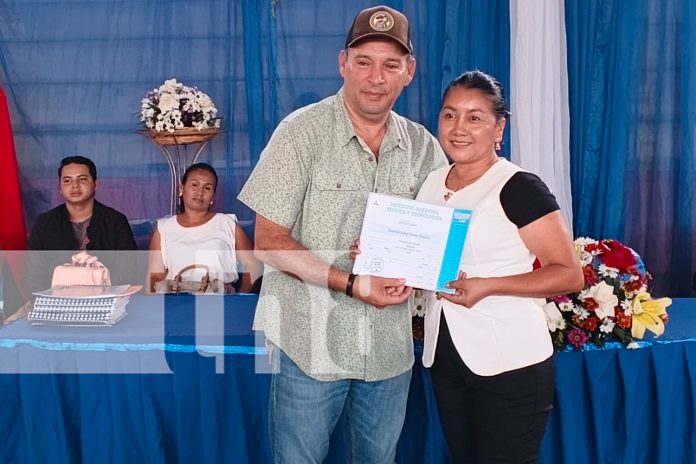 Foto: Ocotal Escuelas de oficio gradúa a más de 200 protagonistas/TN8 Foto: Ocotal Escuelas de oficio gradúa a más de 200 protagonistas/TN8