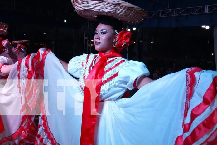 2 Foto: Este es el huipil de Nicaragua, traje típico con su día especial para celebrarlo/TN8