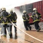 Bomberos Unidos realizan ejercicio de extinción de incendios en Managua Managua