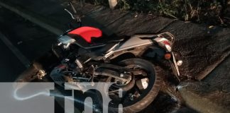 Foto: Fatal accidente en Carretera Sur: motociclista pierde/TN8