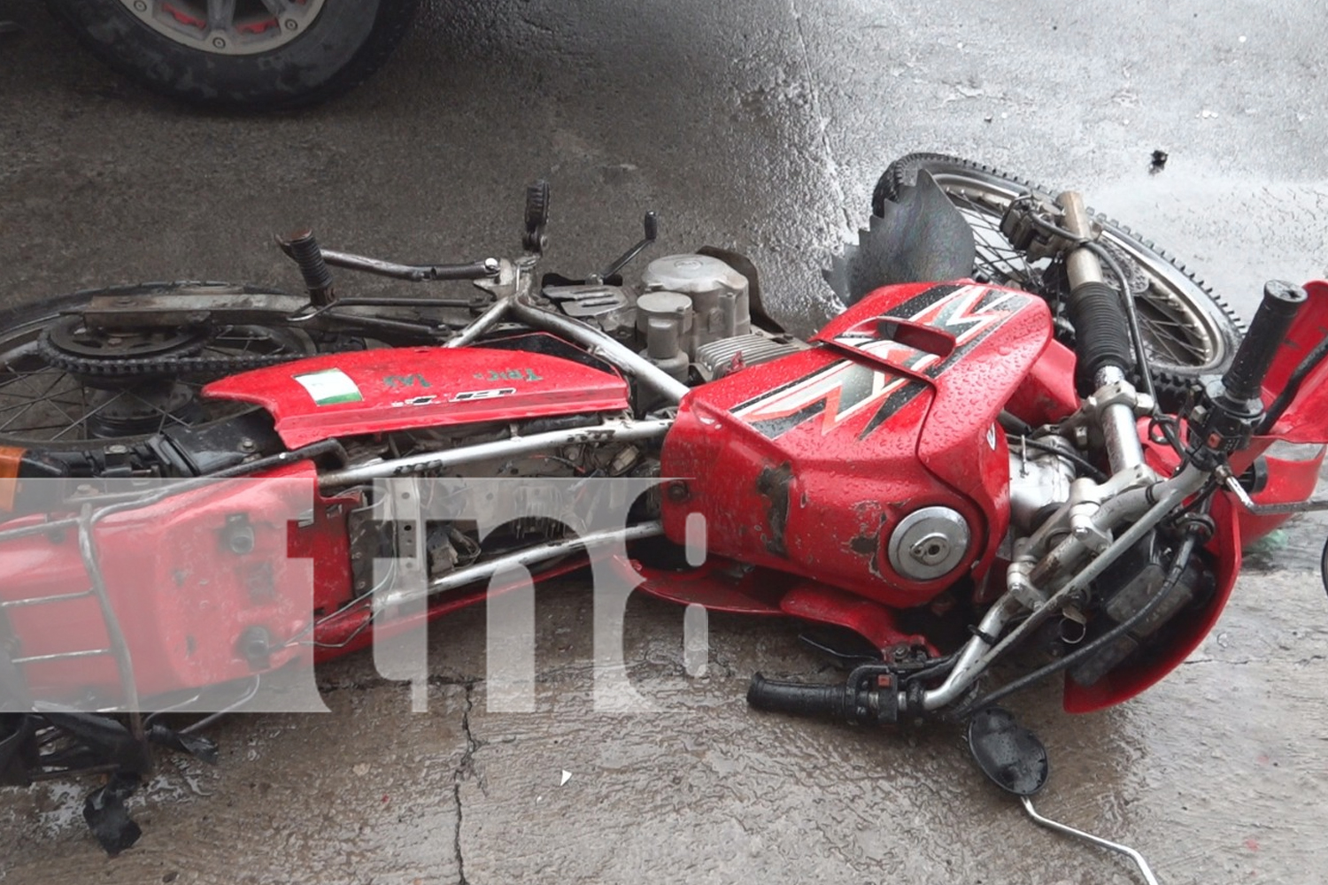 Foto: Joven motociclista resulta con lesiones tras fuerte impacto en Estelí/TN8