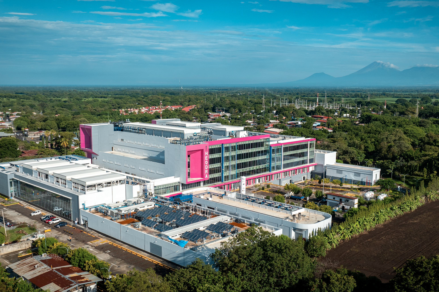 Foto: Legado que honra al doctor Óscar Danilo Rosales Argüello/ Cortesía