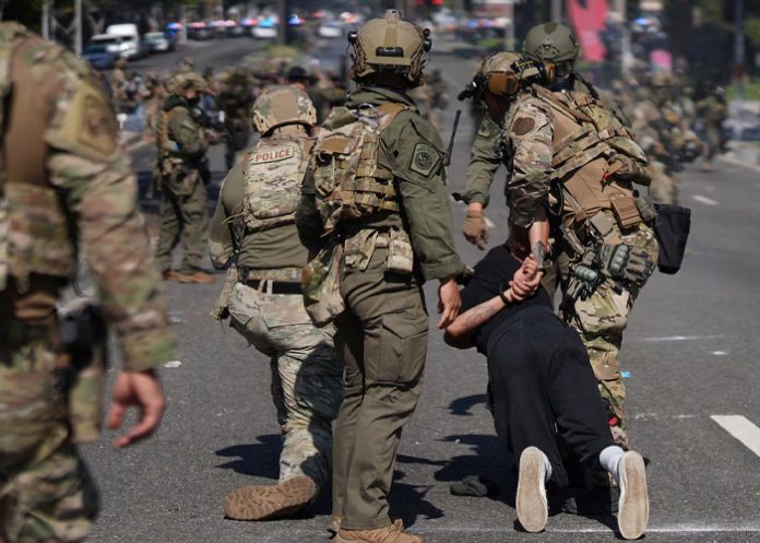 2 Foto: Nueva ley en California obliga a agentes migratorios a identificarse / Cotrtesía