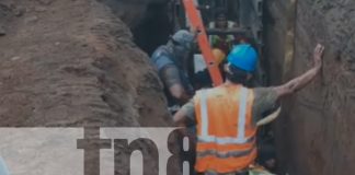 Foto: Ticuantepe obreros soterrados bajo tierra fueron salvados con vida/TN8