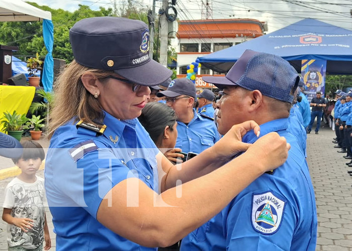 Foto: Ascensos policiales /TN8