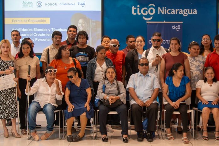 2 Foto: Tigo Nicaragua fortalece inclusión digital de personas con discapacidad visual / Cortesía