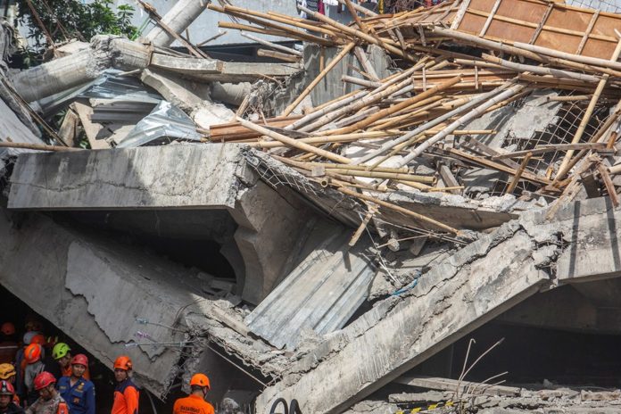 Foto: Colapso de una escuela en Indonesia /Cortesía Foto: Colapso de una escuela en Indonesia /Cortesía