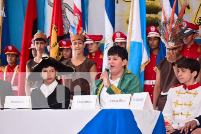 Foto: León celebra el 204 aniversario de la independencia de Centroamérica/ TN8 Foto: León celebra el 204 aniversario de la independencia de Centroamérica/ TN8