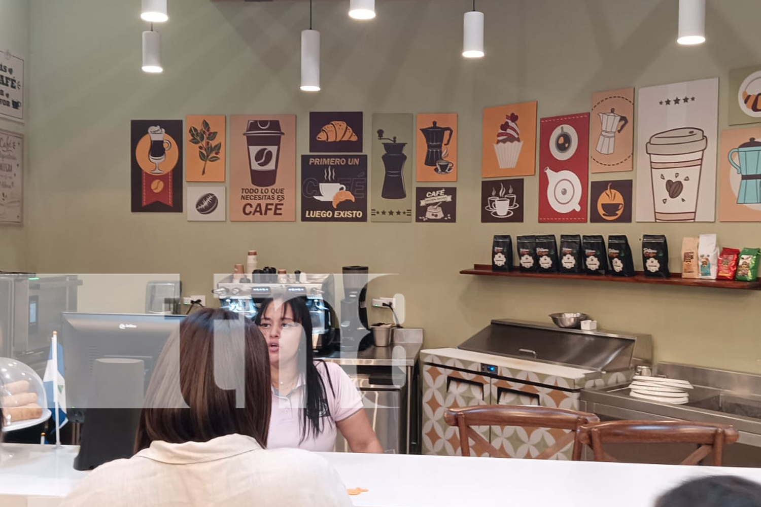 Semana Patria: tradición, sabor y economía se viven en la Avenida Bolívar