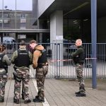 Chavalo de 14 años apuñala a su profesora en plena clase en Francia Foto: Detenido en Francia un chico de 14 tras acuchillar a una profesora /Cortesía