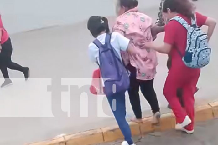 Foto: Chofer en Managua salva a mujer herida/TN8 Foto: Chofer en Managua salva a mujer herida/TN8