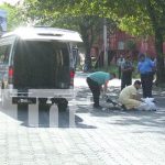 Golpe mortal: Motorizado muere al estrellarse contra un bus en Managua Foto: Impacto letal en Managua deja un fallecido /TN8
