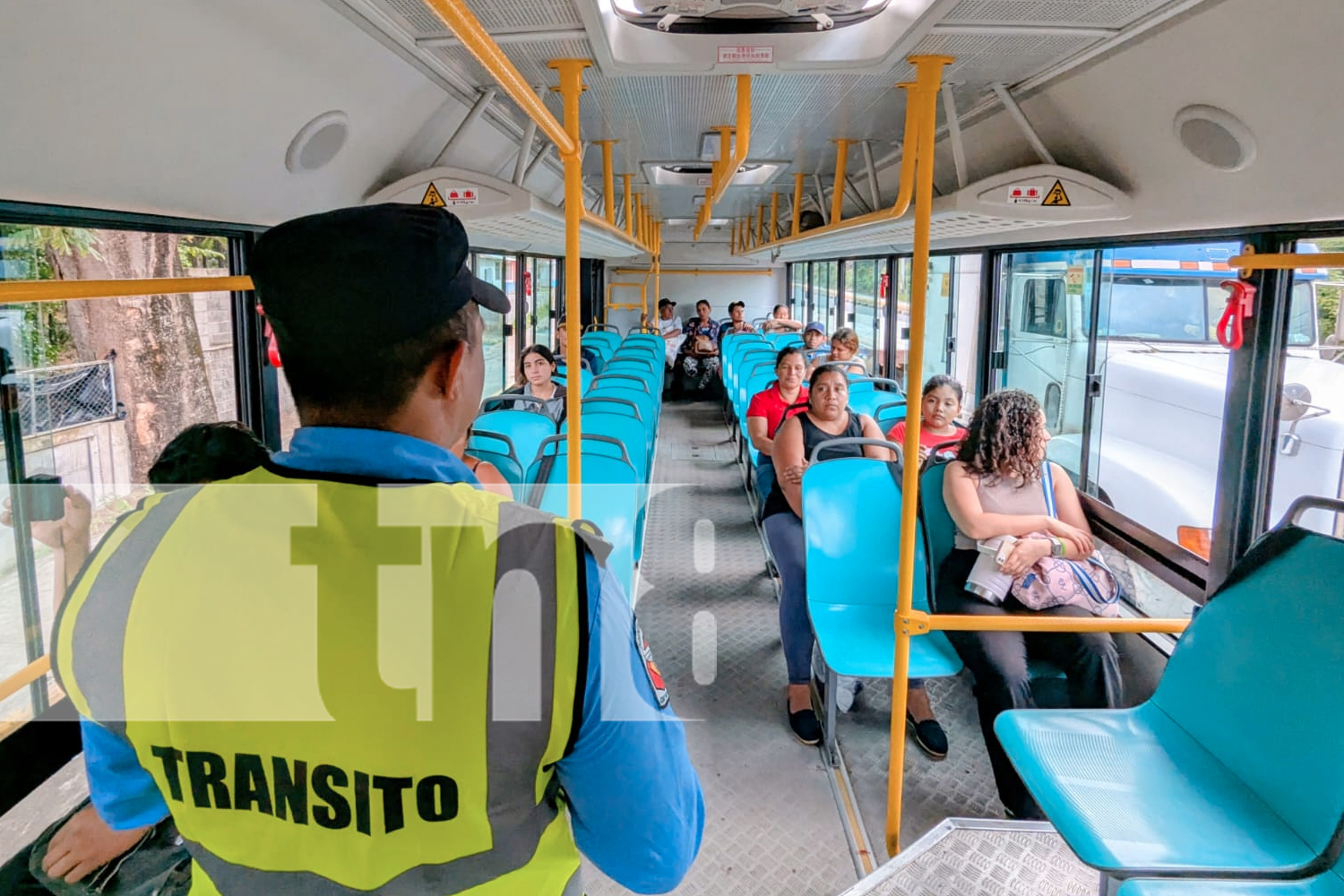 Foto: Granada refuerza la seguridad vial con charla a Conductores/TN8